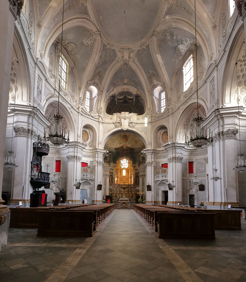 record.cover.alt|default(record|title)